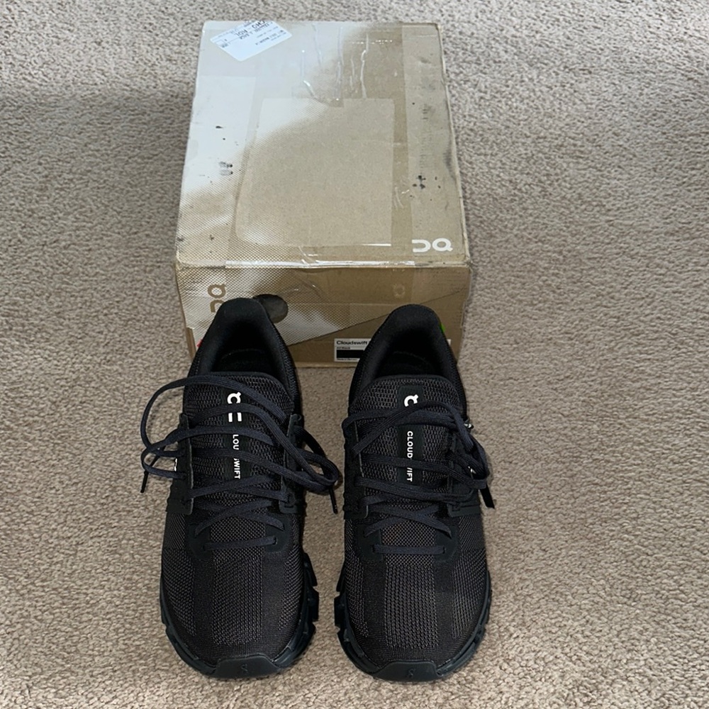 Men’s On Running Black Athletic Shoes with Knitted Upper